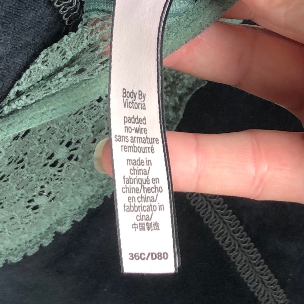 Victoria Secret Green Bandeau Bra Size 36C 1069 - Picture 4 of 4